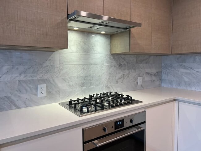 Building Photo - 4168 Lougheed Hwy.