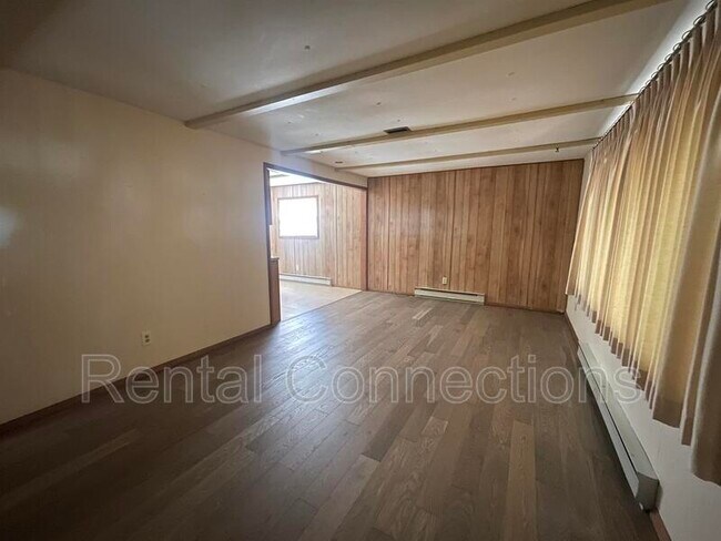 Foto del edificio - 603 Halfway Rd