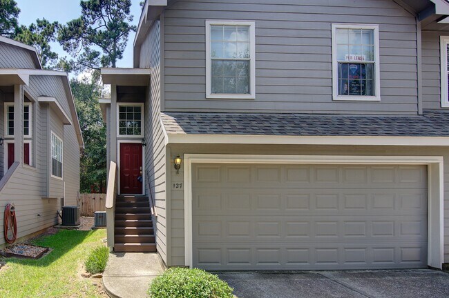 Building Photo - 127 N Villa Oaks Dr