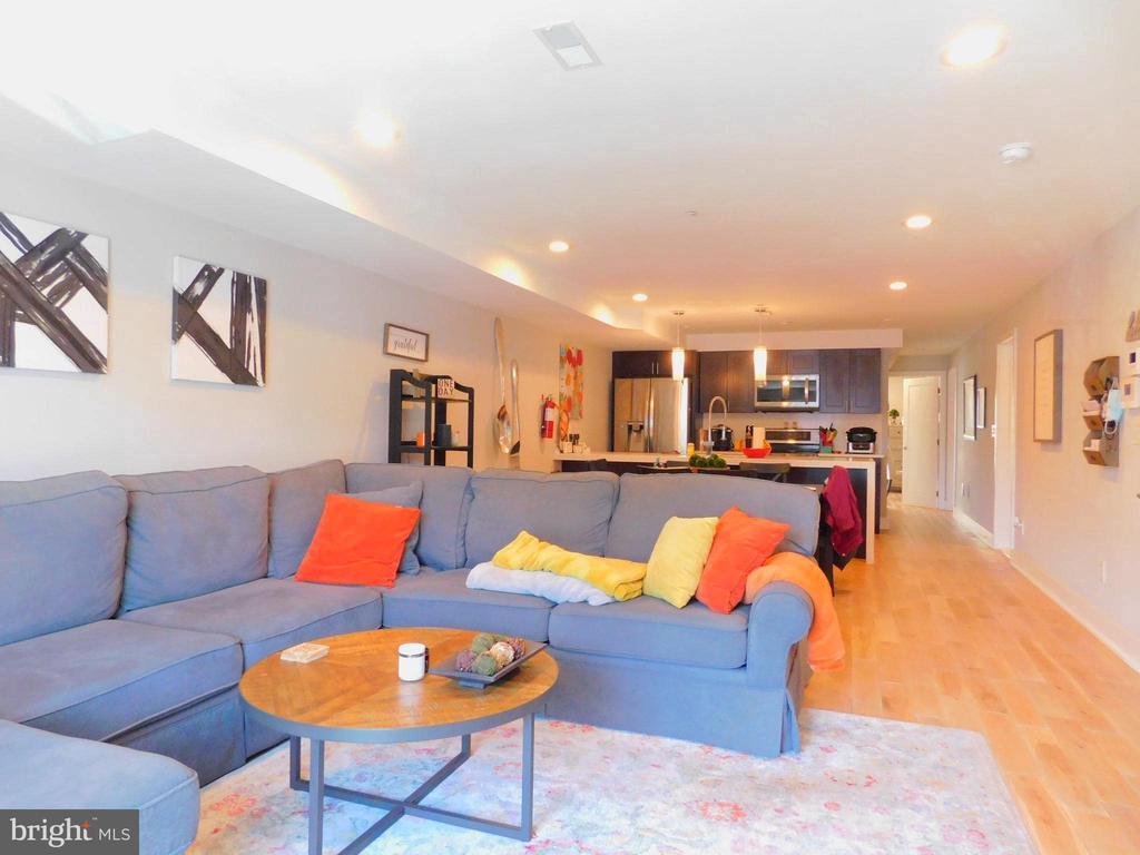 Foto principal - 922-26 N 17th St