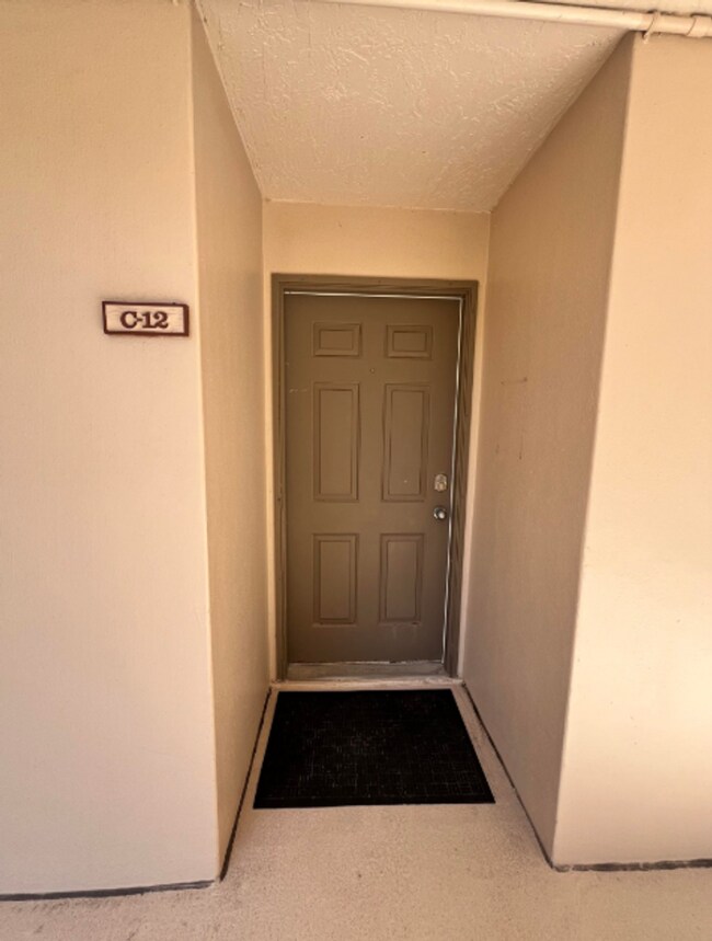 Building Photo - Beach Condo for Rent, AVAILABLE NOW!