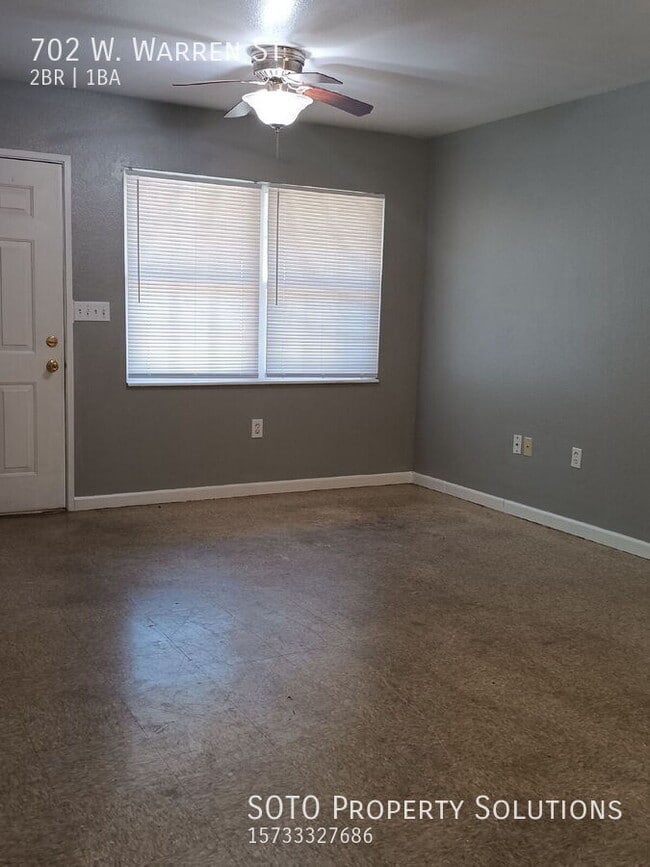 Building Photo - 702 Warren St