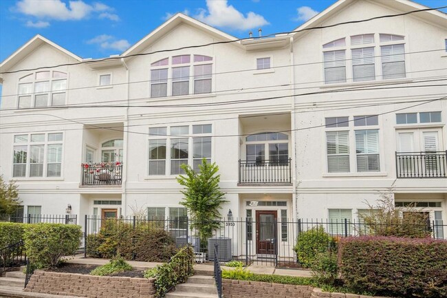 Foto del edificio - 3930 Blossom St
