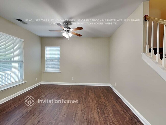 Foto del edificio - 6473 Hove Rd