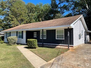Building Photo - 501 Avondale Rd