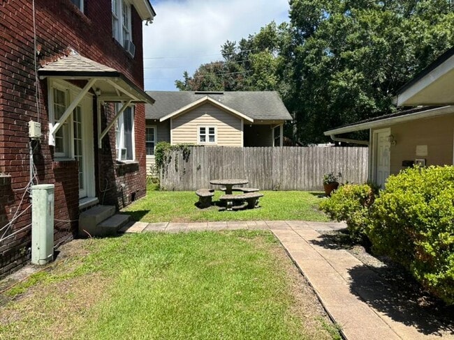 Photo - 2908 Post St Apartment