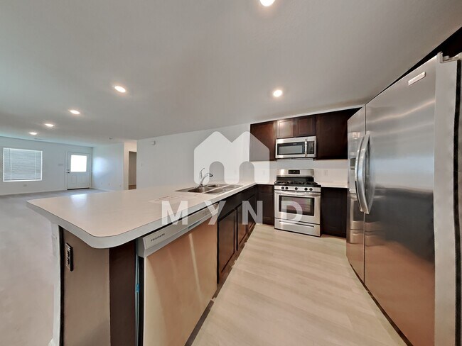 Building Photo - 8807 Bar Harbor Dr