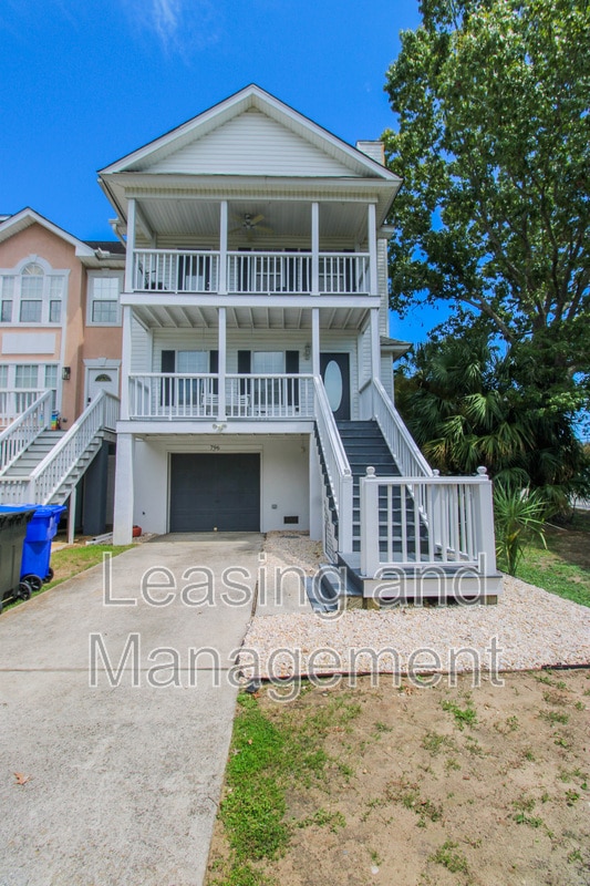 Building Photo - 796 Harbor Pl Dr