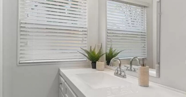 Bathroom counter - 2074 Arlington Cir NW