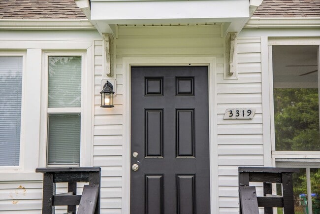 Foto del edificio - Newly Renovated 1/2 Off 1st Month!