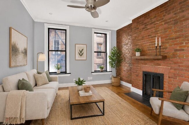 Building Photo - 53 Leroy St