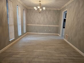 Building Photo - 2502 Knoll St