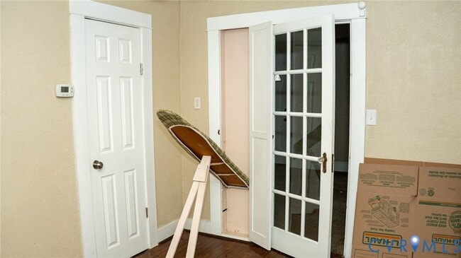 Building Photo - 2731 Parkdale Rd