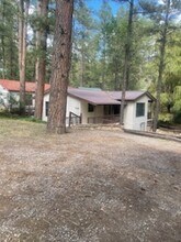 Building Photo - 110 Hart Ave