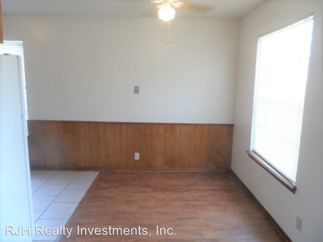 Building Photo - 336 Chalmette Dr