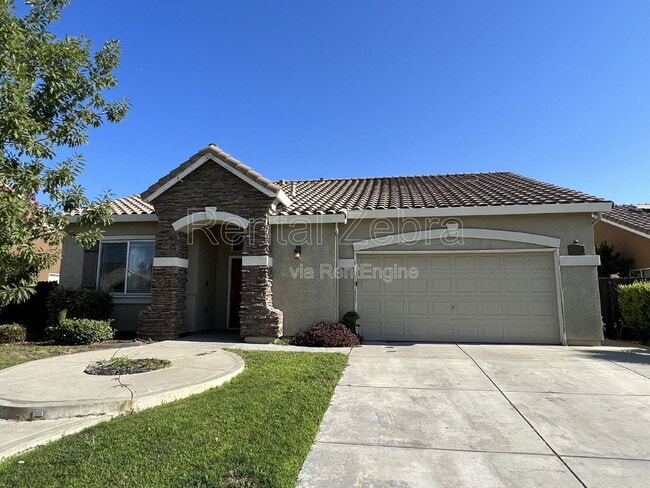 Building Photo - 335 Tashima Dr