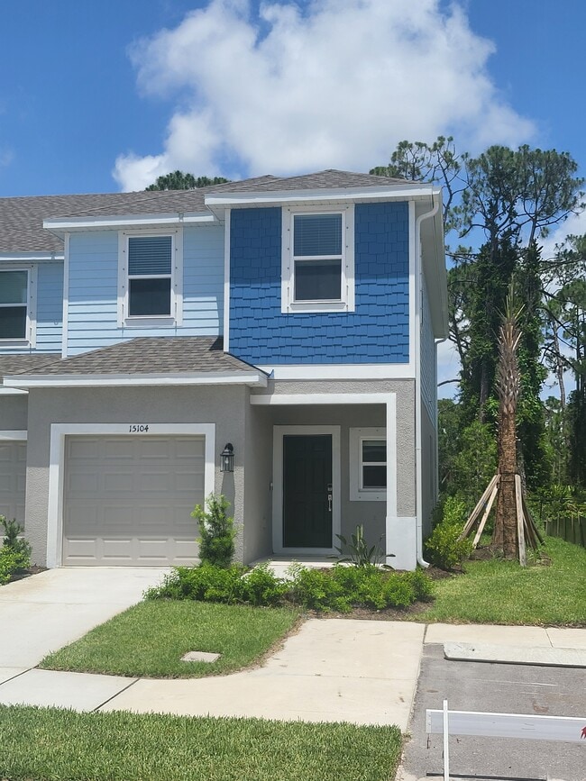 Building Photo - 15104 Cuzcorro Ct