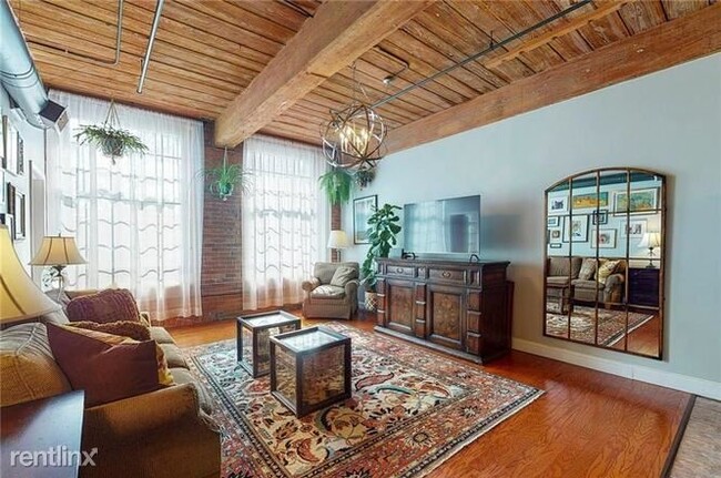 Building Photo - 1 br, 1 bath - 18 Imperial Pl Unit 2B