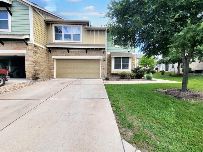 Building Photo - 1620 Bryant Dr