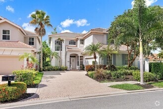 Building Photo - 8208 Heritage Club Dr
