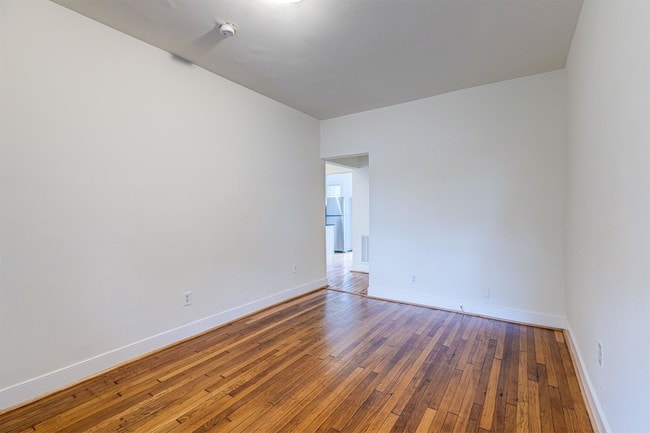 Photo - 2922 Noble Ave (Richmond, VA) Townhome