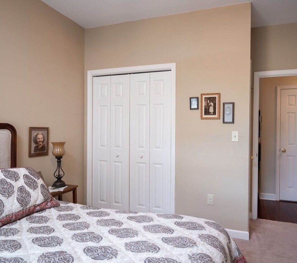 Photo - 201 West Hypericum Lane