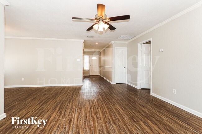 Building Photo - 23015 Banquo Dr