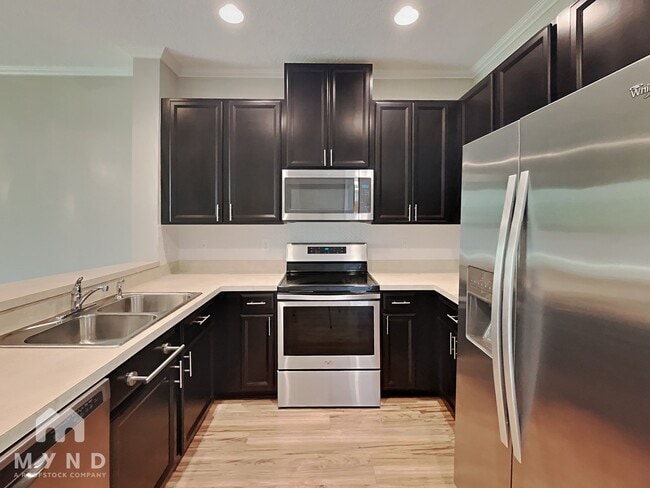 Building Photo - 7043 Spotted Deer Pl