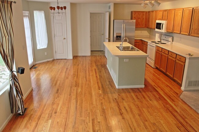 Foto del edificio - 1295 Cumberland Dr