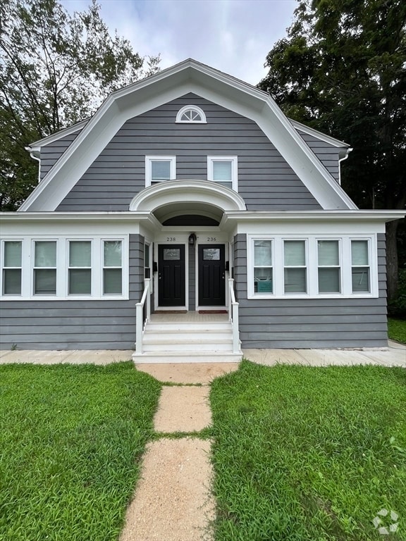 Building Photo - 238 South St
