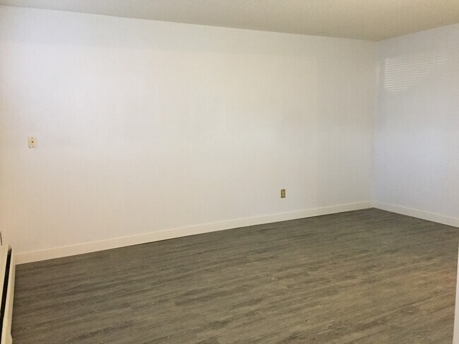 Photo du bâtiment - 1 Bed 1 Bath Unit in Edmonton, AB