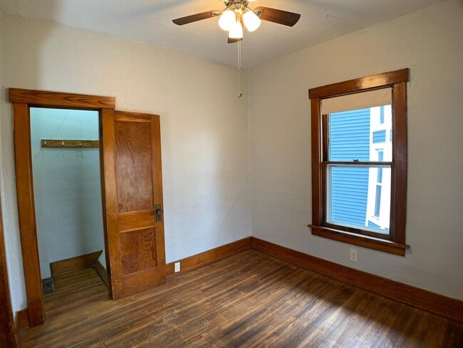 Building Photo - 2509 B Street
