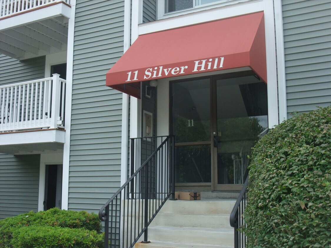 11 Silver Hill Lane - 11 Silver Hill Ln
