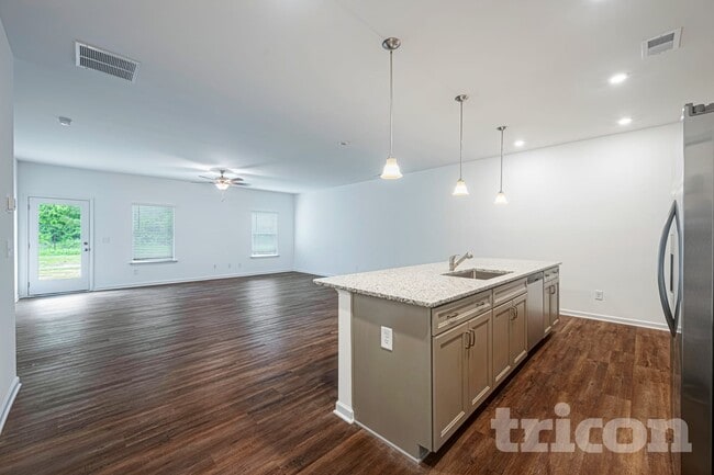 Interior Photo - Tricon Chapel Meadows
