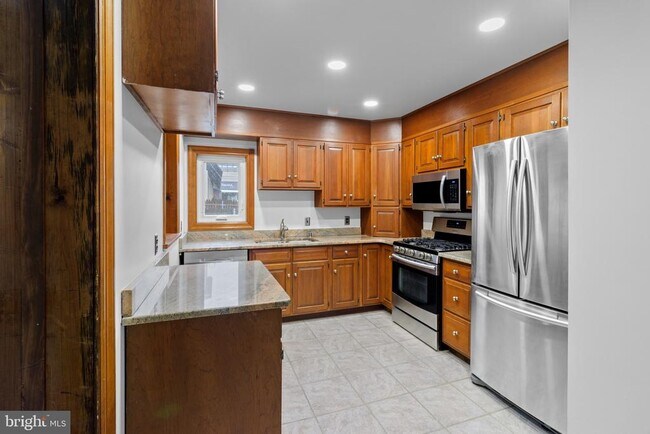 Foto del edificio - 1616 W 16th St