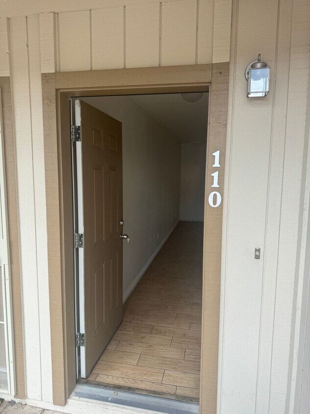 Primary Photo - Pineview Village Condo for Rent_Available NOW