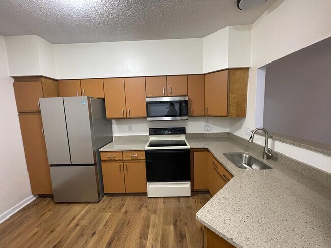 Foto del edificio - 4803 Foxwood Dr S