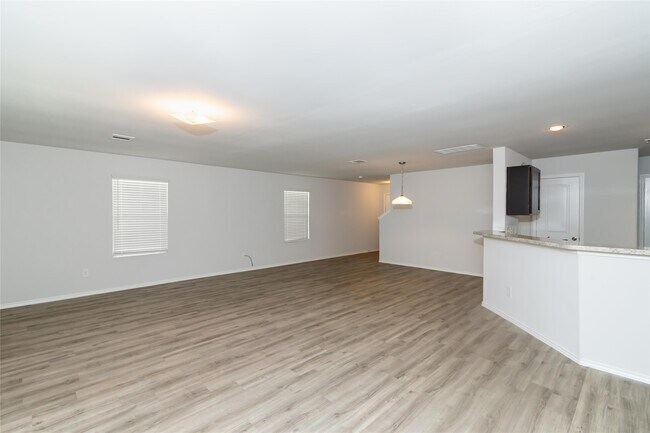 Building Photo - 5431 Tobins Gully Dr