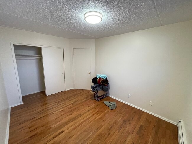 Bedroom - 551 E 148th St