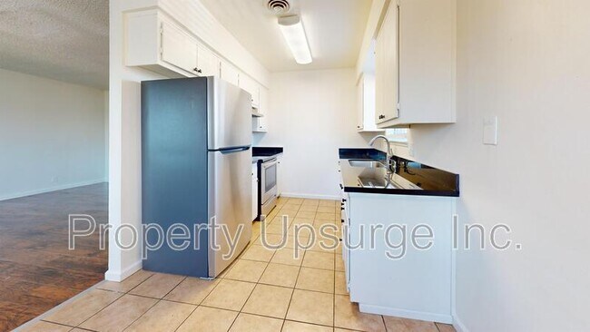 Foto del edificio - 1340 Hobart Dr