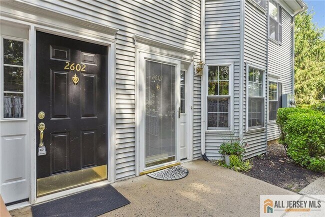 Foto del edificio - 2602 Cypress Ln