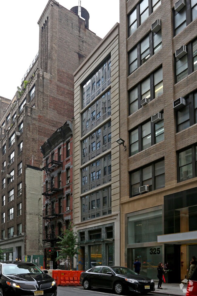 Crystal Green Apartments New York Ny Apartments Com