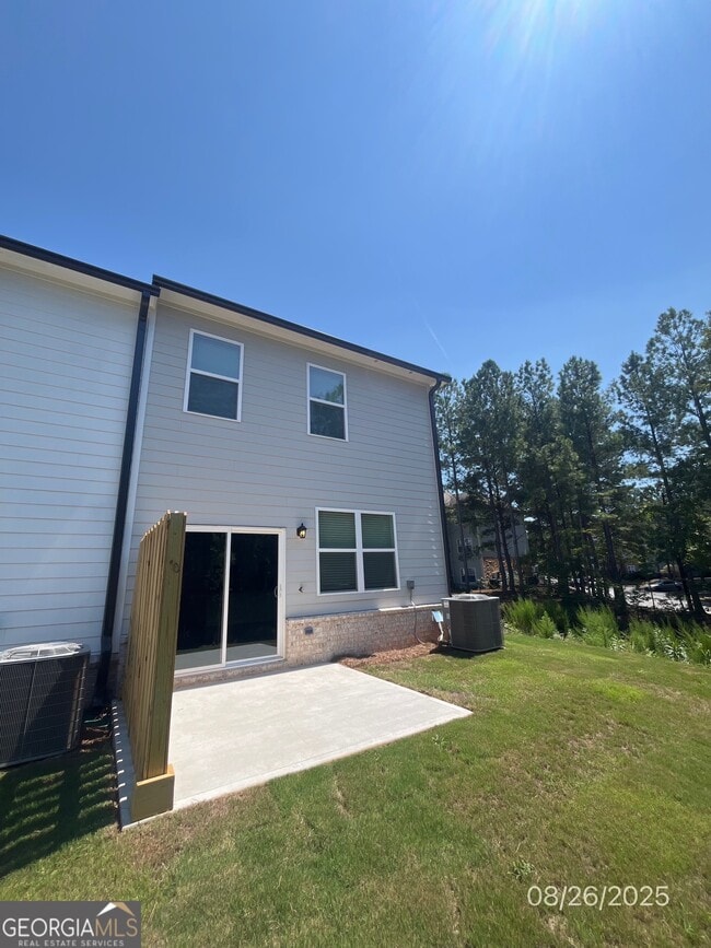 Building Photo - 284 Kenoot Dr