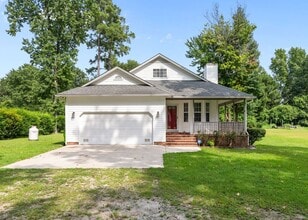 Building Photo - 309 Madam Moores Ln