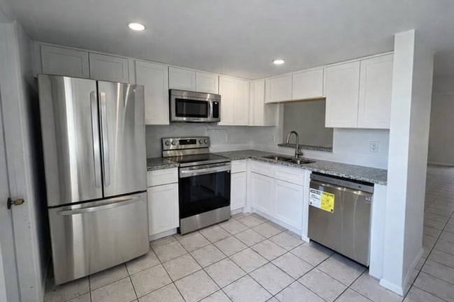 Building Photo - 3427 59th Ave W