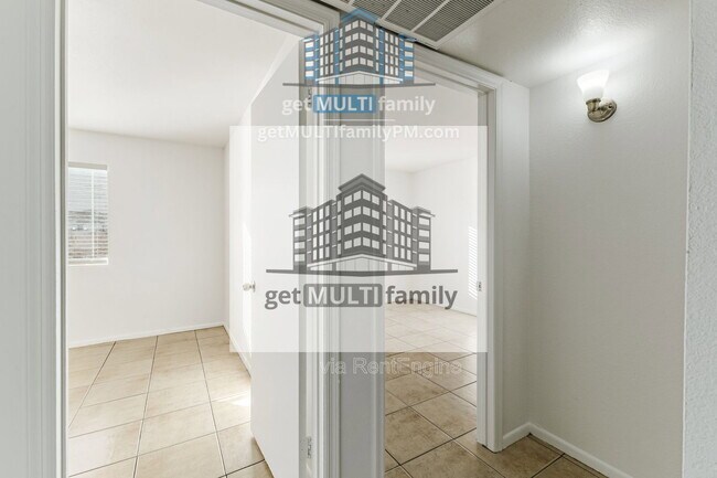 Foto del edificio - 1925 E Hayden Ln