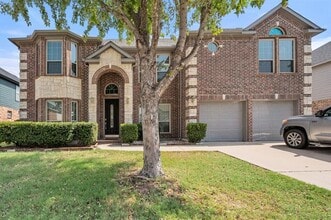 Building Photo - 121 Monticello Dr