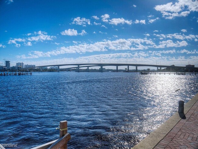 Building Photo - 2 br, 2 bath Condo - Marina Grande on the ...