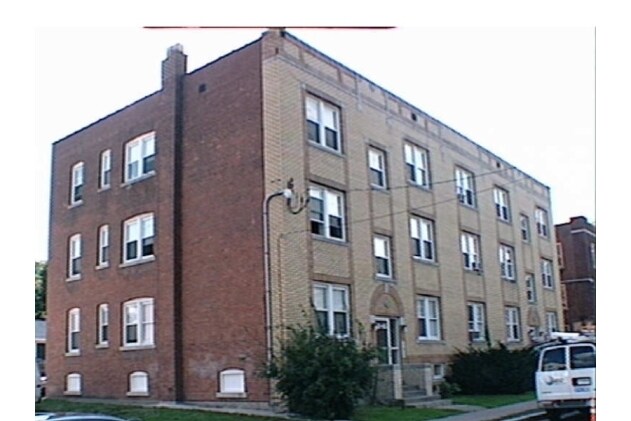 Primary Photo - 63-69 Colonial St