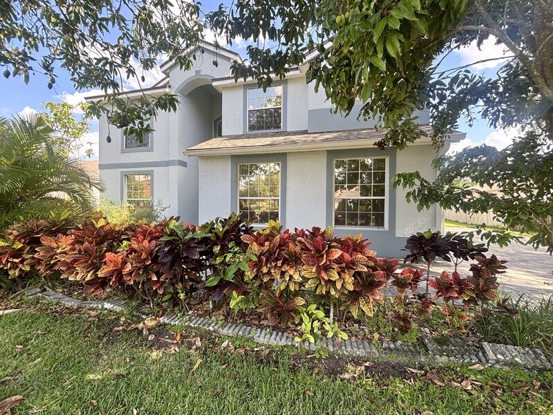 Primary Photo - 6561 Franconia Dr